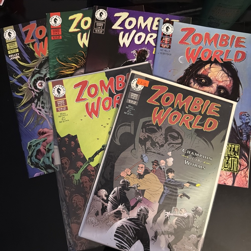 8 ZOMBIE WORLD DARK HORSE COMICS; CHAMPION OF THE WORMS & More